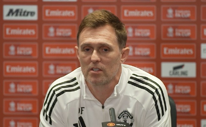 球盟会官方-曼联队现任主教练